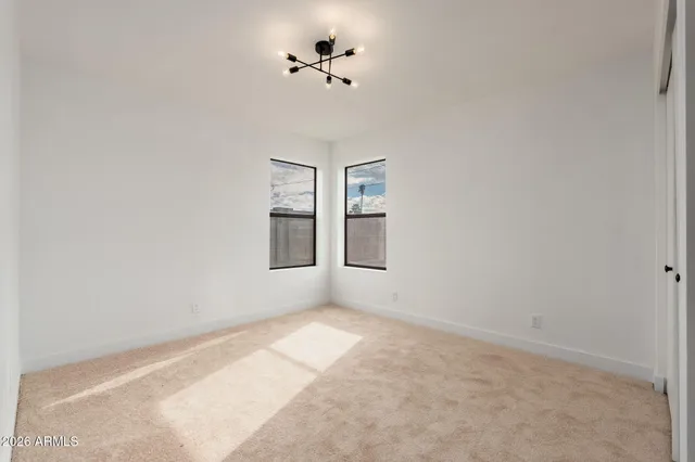 $379,999 | 2437 East Tamarisk Avenue, Phoenix, AZ 85040