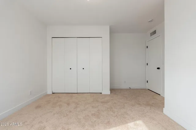 $379,999 | 2437 East Tamarisk Avenue, Phoenix, AZ 85040