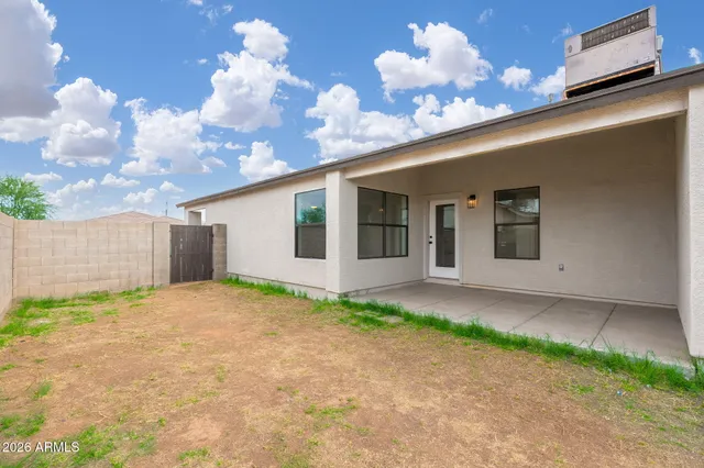 $379,999 | 2437 East Tamarisk Avenue, Phoenix, AZ 85040