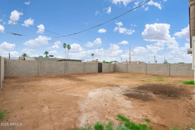 $379,999 | 2437 East Tamarisk Avenue, Phoenix, AZ 85040