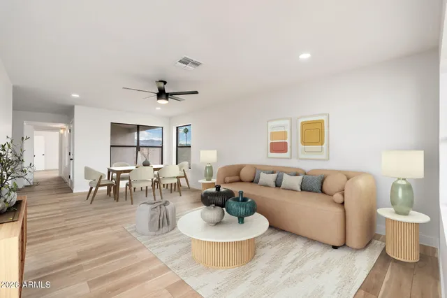 $379,999 | 2437 East Tamarisk Avenue, Phoenix, AZ 85040