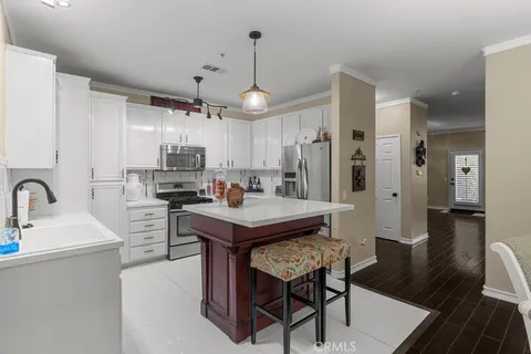 $749,900 | 1360 Ashton Park Lane, Thousand Oaks, CA 91320