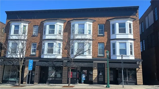 $975 | 223 State Street, Watertown, NY 13601