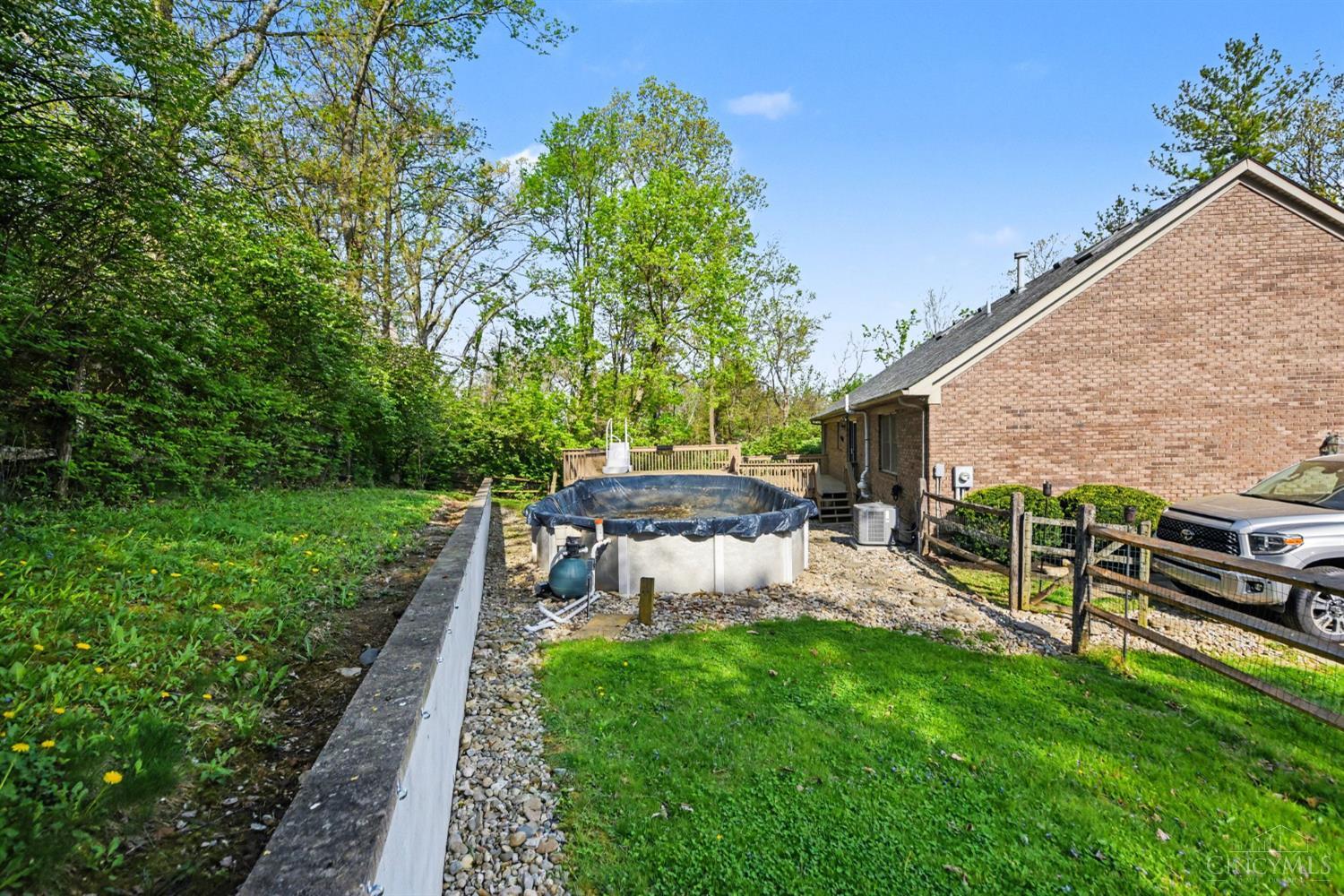 3623 Reemelin Road Cincinnati, OH 45211 - Photo 24 of 27