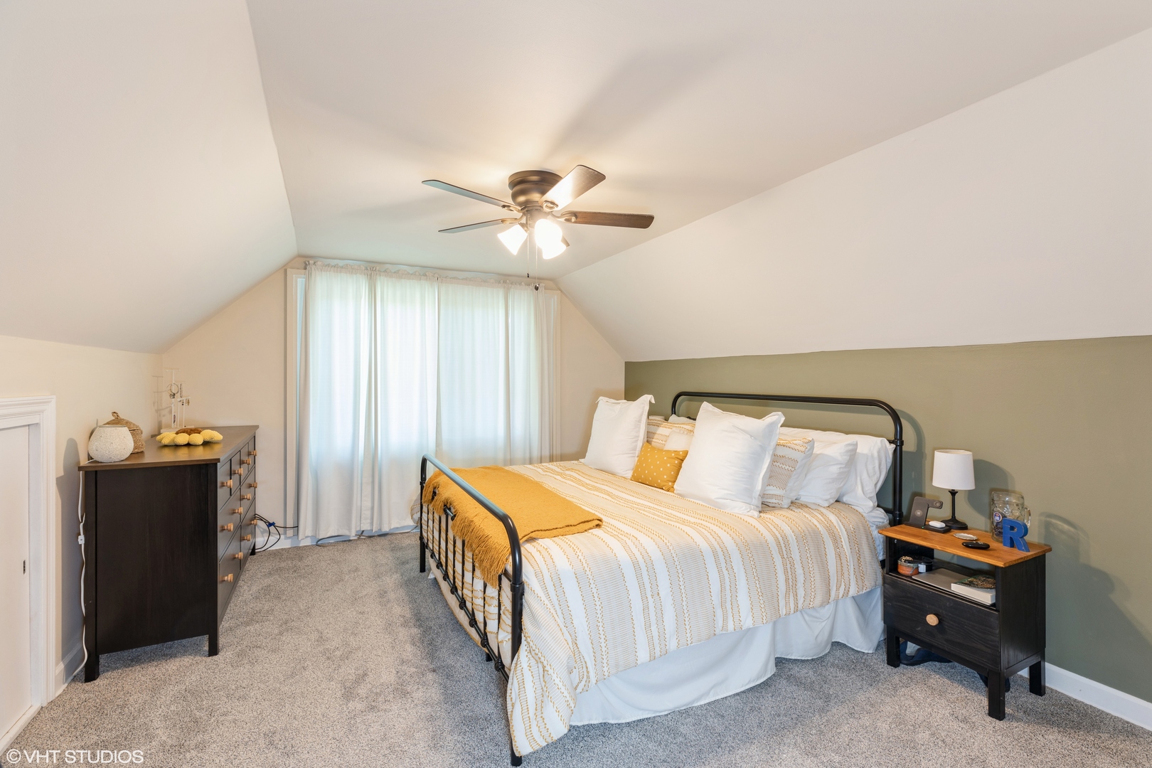 18526 Clyde Road Homewood, IL 60430 - Photo 8 of 15