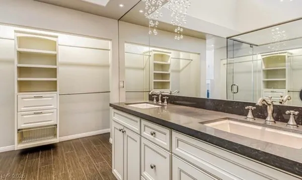 $2,950 | 8243 Round Hills Circle, Las Vegas, NV 89113