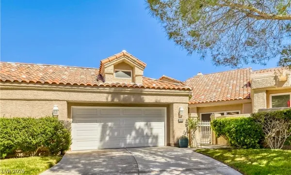 $2,950 | 8243 Round Hills Circle, Las Vegas, NV 89113