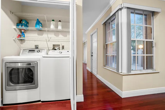 a view of washer and dryer in a room