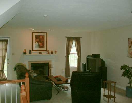459 Georgetown Court Seven Fields, PA 16046 - Photo 3 of 8