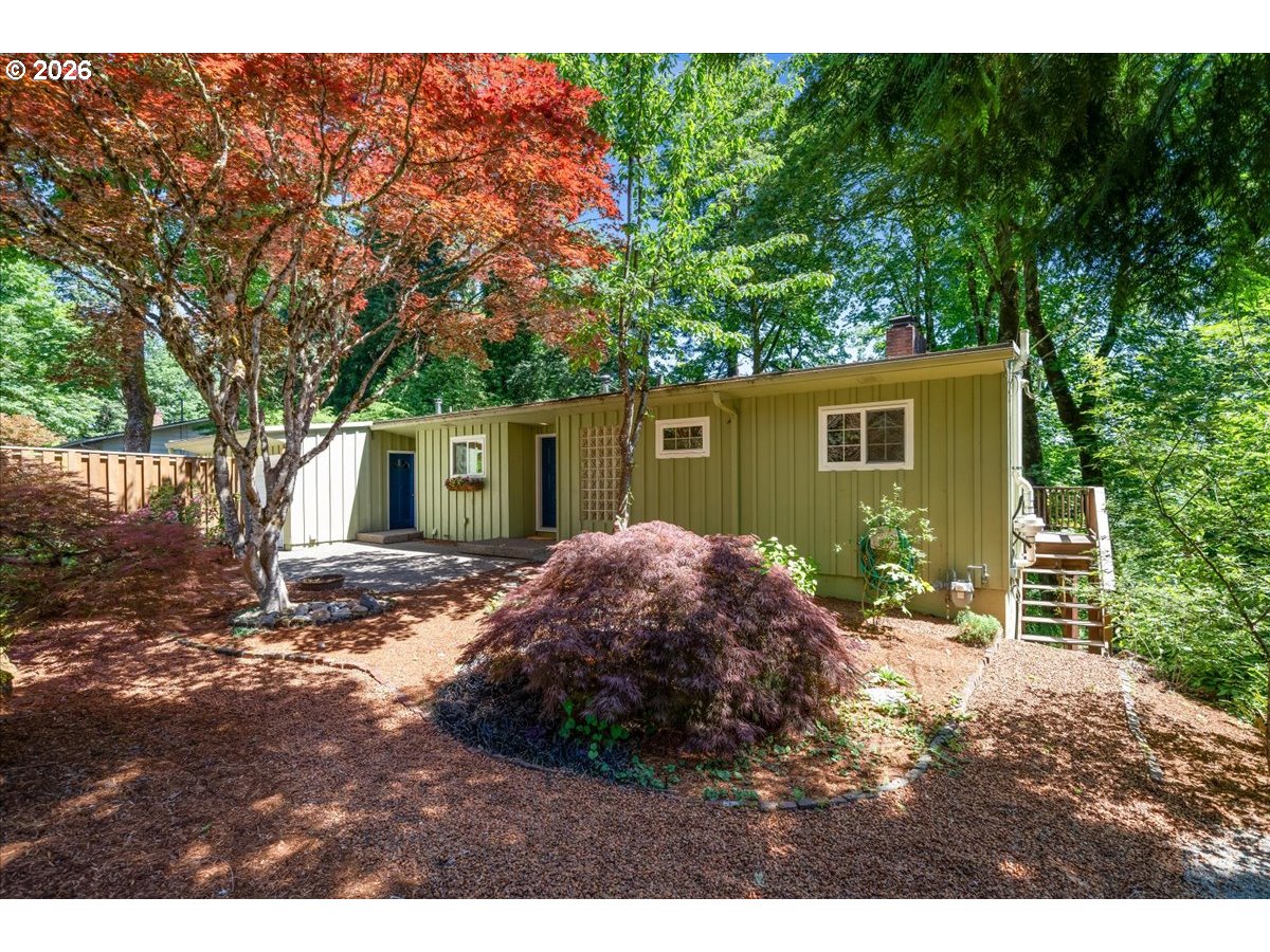 10332 Southwest Lancaster Road Portland, OR 97219 - Photo 44 of 48