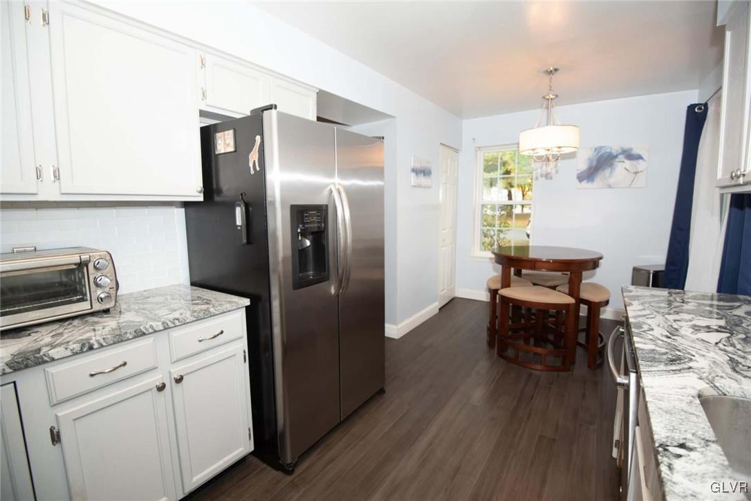 117 Commonwealth Drive Bethlehem, PA 18020 - Photo 12 of 40