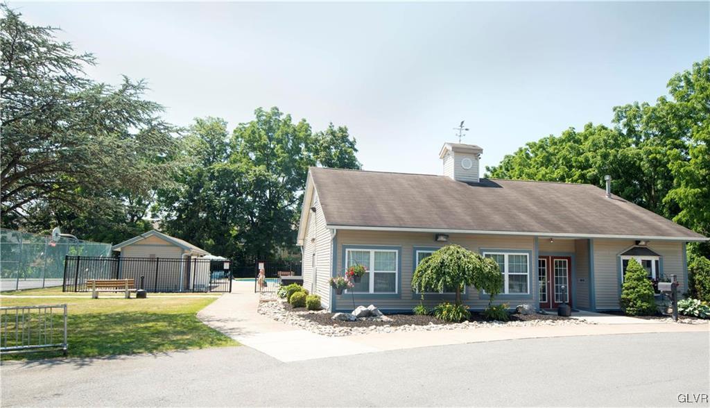 117 Commonwealth Drive Bethlehem, PA 18020 - Photo 29 of 40