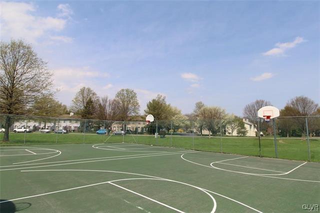 117 Commonwealth Drive Bethlehem, PA 18020 - Photo 32 of 40 basketball courts