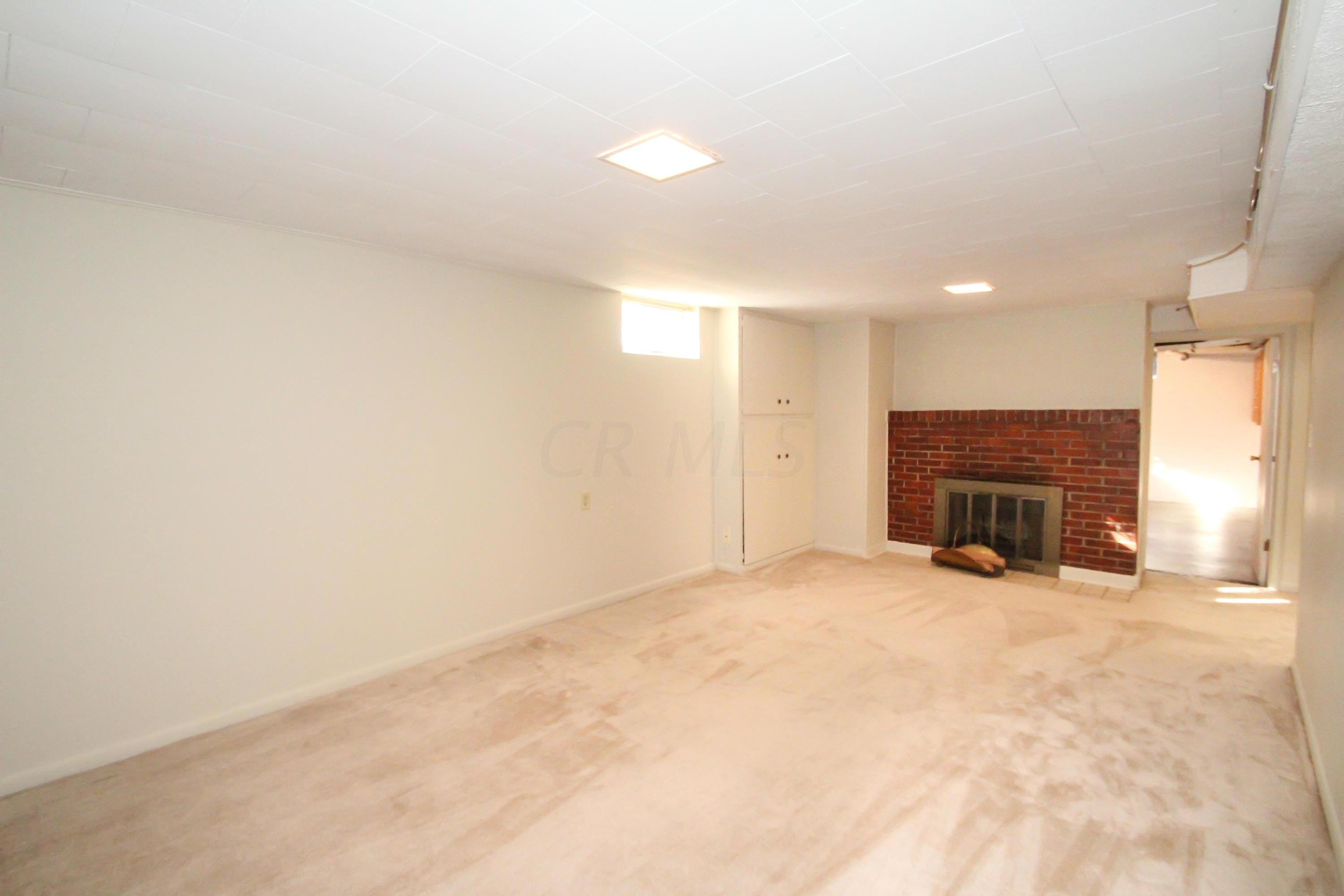 2640 Bristol Road Columbus, OH 43221 - Photo 18 of 24