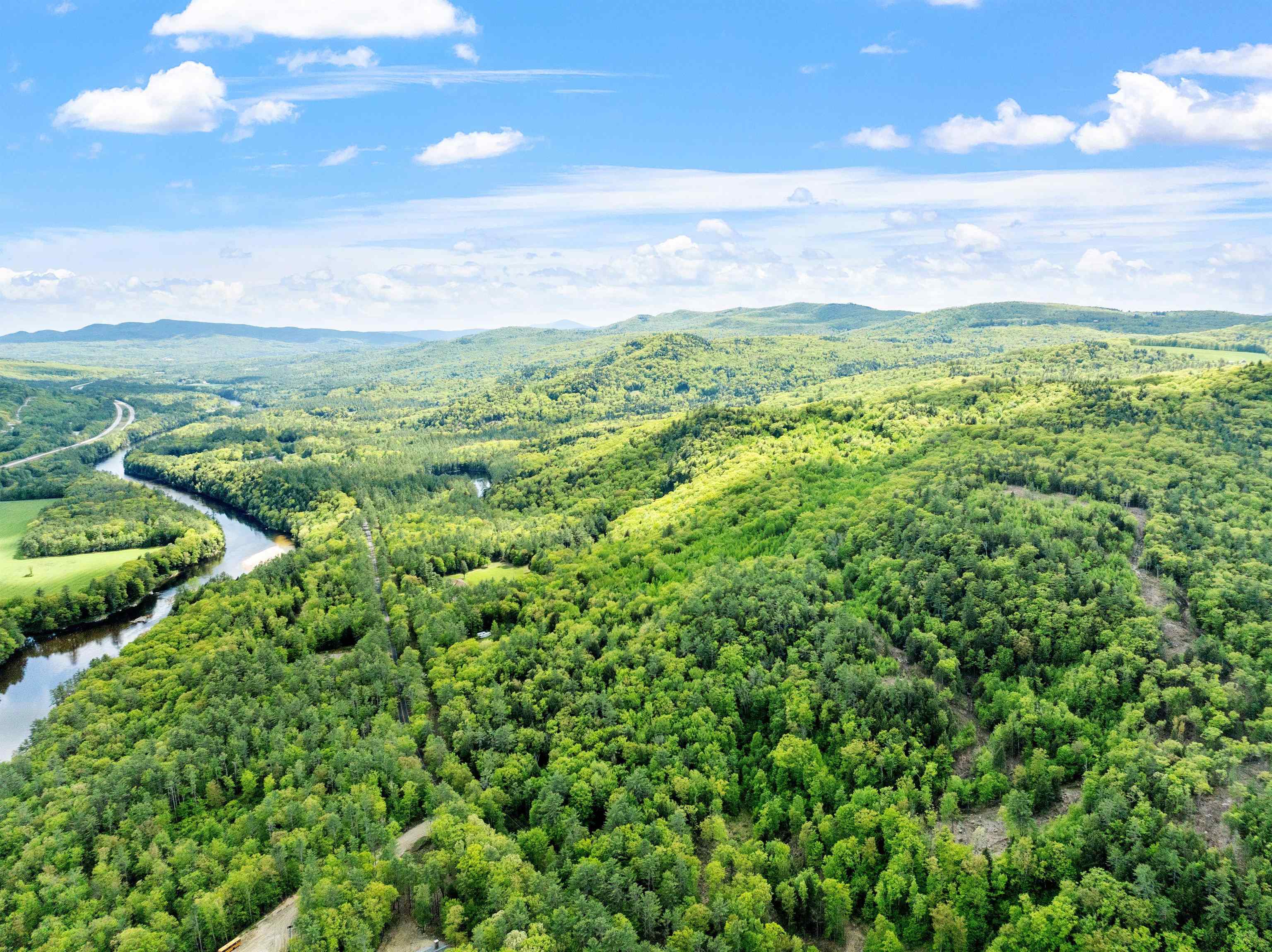 1482 River Road Plymouth, NH 03264 - Photo 8 of 35