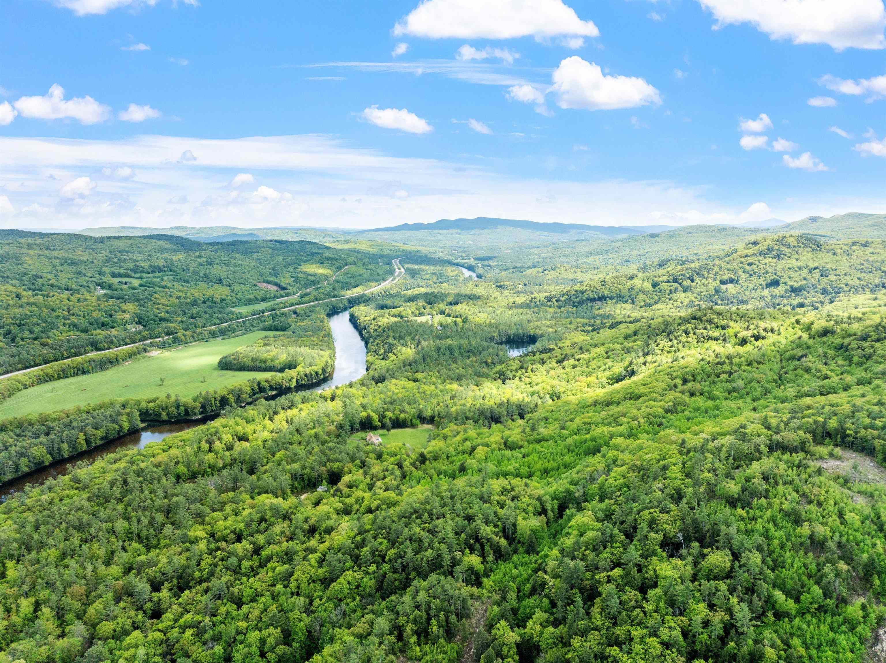 1482 River Road Plymouth, NH 03264 - Photo 9 of 35