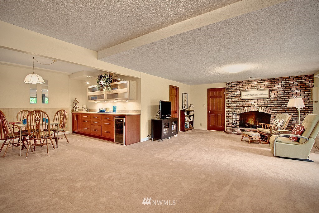 15510 Southeast 168th Street Renton, WA 98058 - Photo 12 of 25 Gallery Image 12