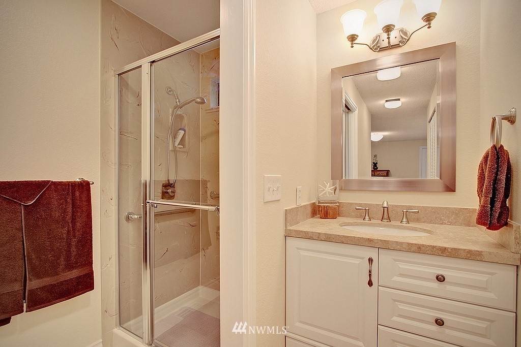15510 Southeast 168th Street Renton, WA 98058 - Photo 19 of 25 Gallery Image 19