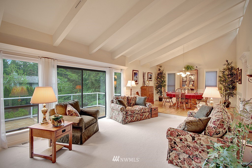 15510 Southeast 168th Street Renton, WA 98058 - Photo 5 of 25 Gallery Image 5