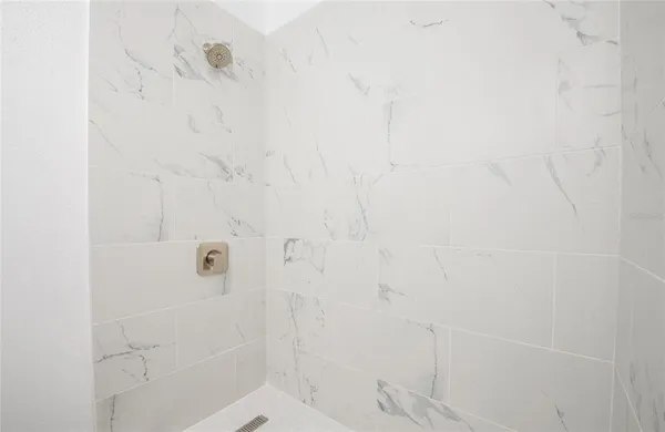 $1,800 | 717 East Gulf Boulevard, Unit 2, Indian Rocks Beach, FL 33785