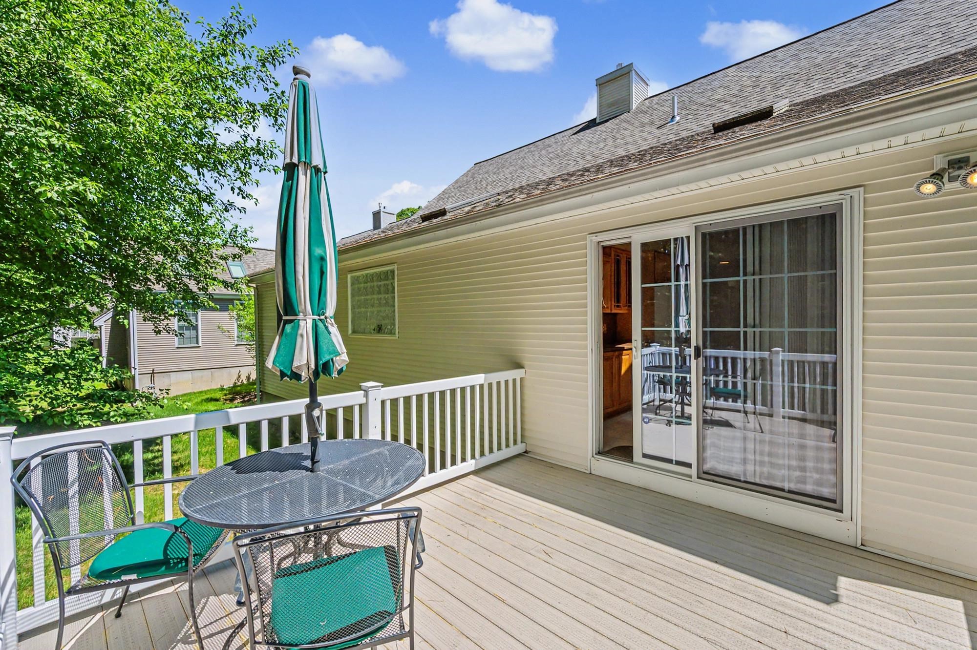 143 Hampton Meadows Hampton, NH 03842 - Photo 20 of 51