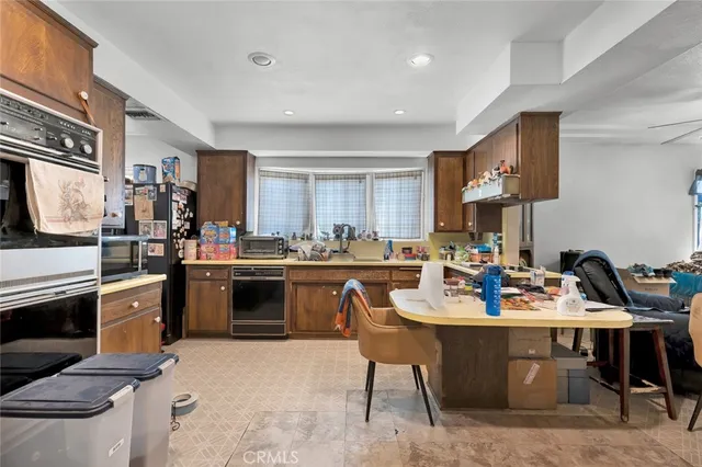 $1,050,000 | 820 North Ford Street, Burbank, CA 91505