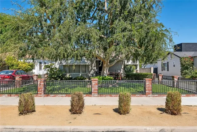 $1,050,000 | 820 North Ford Street, Burbank, CA 91505