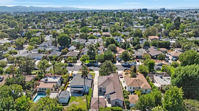 $1,050,000 | 820 North Ford Street, Burbank, CA 91505