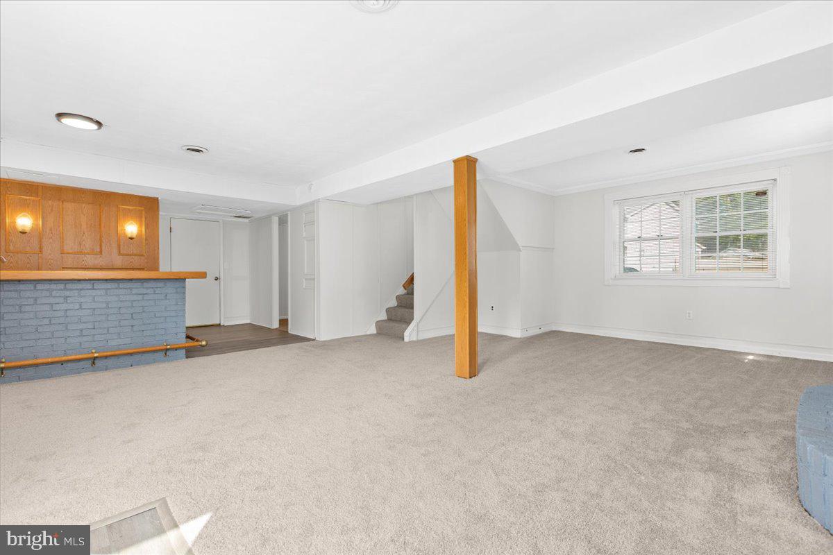 325 Londontown Road Edgewater, MD 21037 - Photo 24 of 34 a view of an empty room with a window