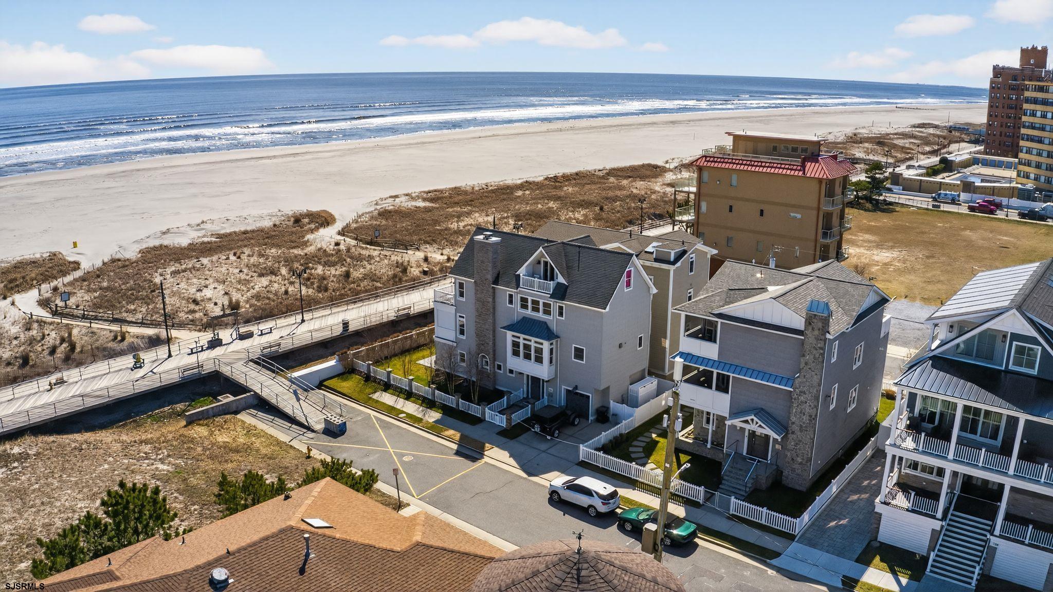 146 Ridgeway Avenue Atlantic City, NJ 08401 - Photo 42 of 59 an aerial view of residential houses with outdoor space
