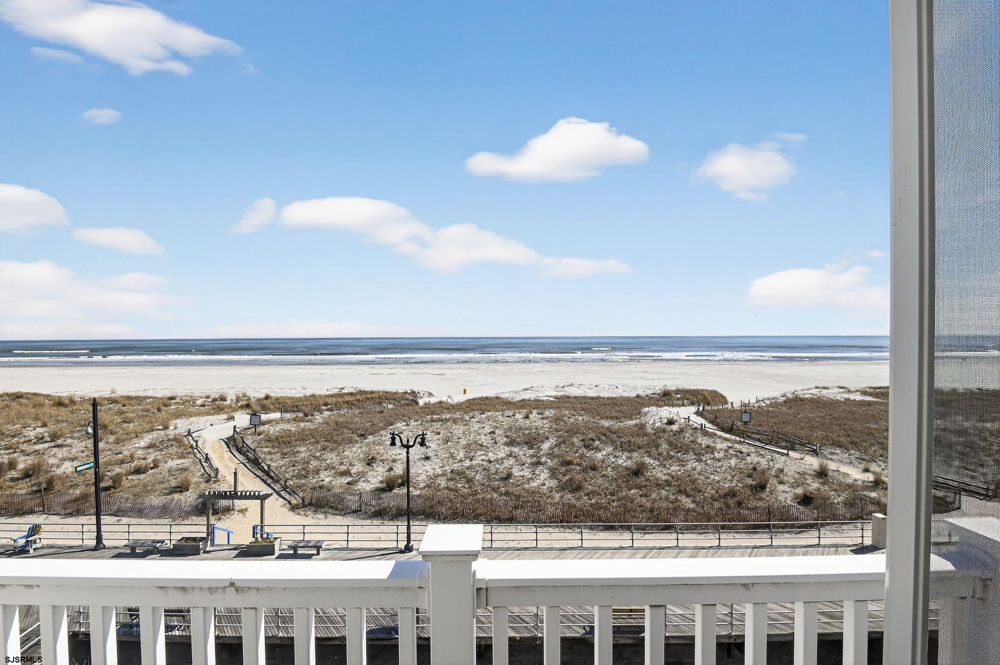 146 Ridgeway Avenue Atlantic City, NJ 08401 - Photo 49 of 59 a view of a city