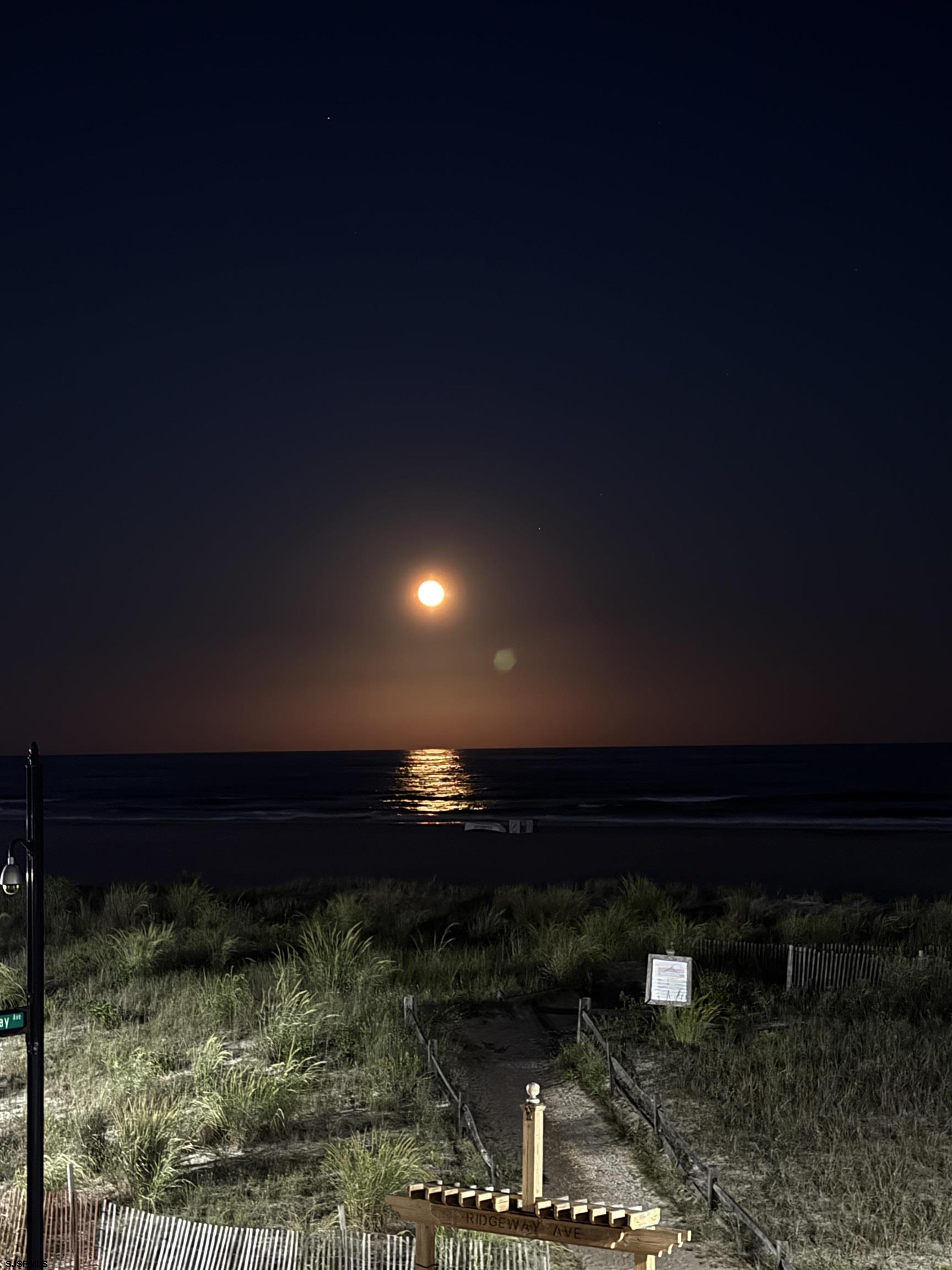 146 Ridgeway Avenue Atlantic City, NJ 08401 - Photo 50 of 59 a sunset view with a sink