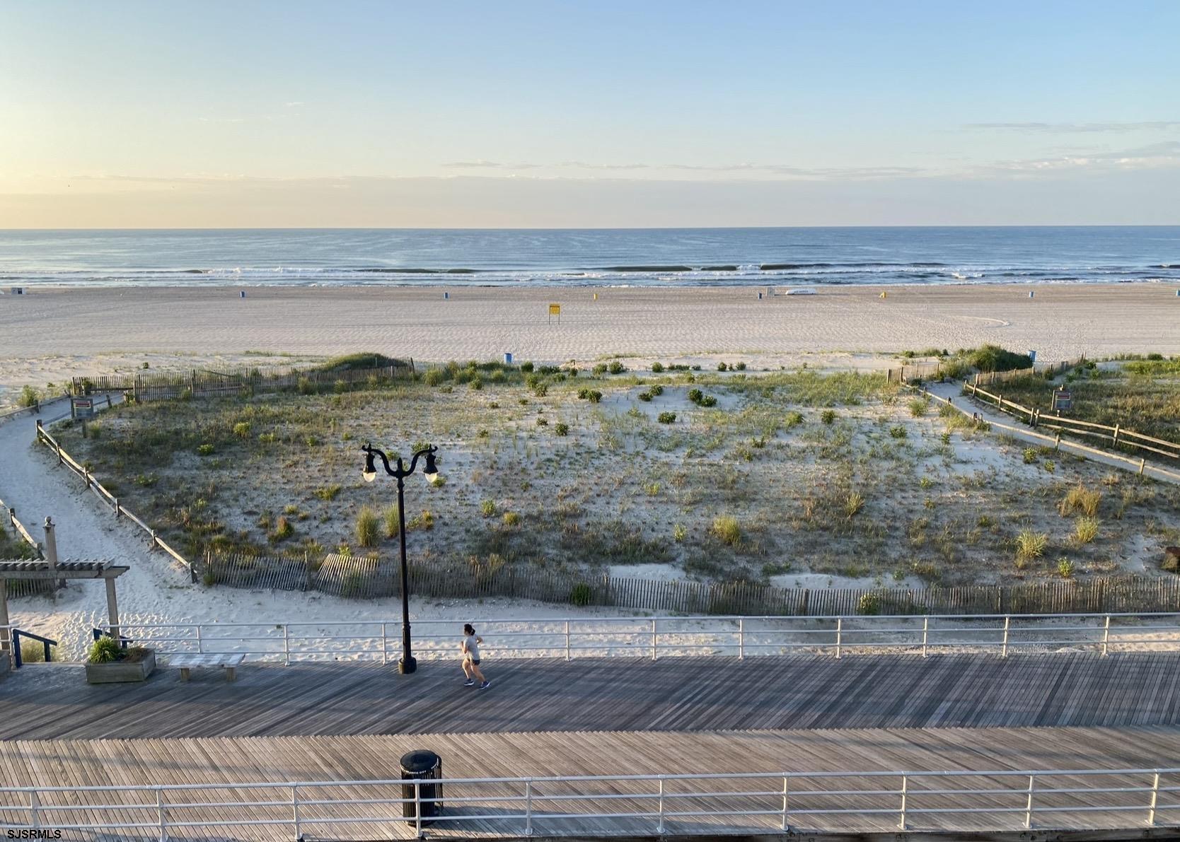146 Ridgeway Avenue Atlantic City, NJ 08401 - Photo 52 of 59 a view of an ocean and a building