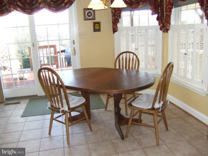 4523 Mt Carmel Road Hampstead, MD 21074 - Photo 1 of 30 Kitchen