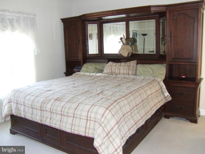 4523 Mt Carmel Road Hampstead, MD 21074 - Photo 25 of 30 Bedroom (Master)