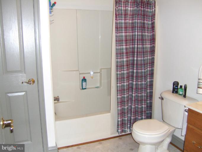 4523 Mt Carmel Road Hampstead, MD 21074 - Photo 7 of 30 Bath