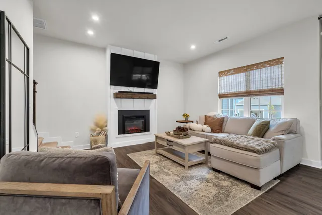 $550,000 | 8057 Warbler Way, Brentwood, TN 37027