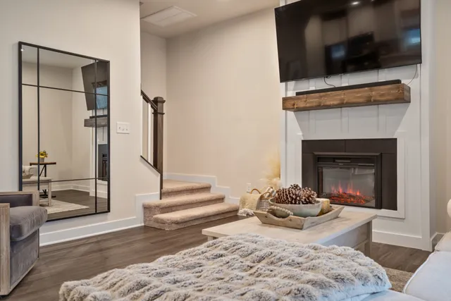 $550,000 | 8057 Warbler Way, Brentwood, TN 37027