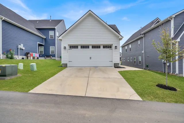 $550,000 | 8057 Warbler Way, Brentwood, TN 37027