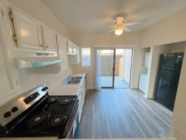 $1,350 | 7900 Bissonnet Street, Unit D8, Houston, TX 77074