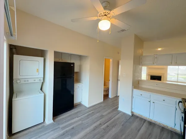 $1,350 | 7900 Bissonnet Street, Unit D8, Houston, TX 77074