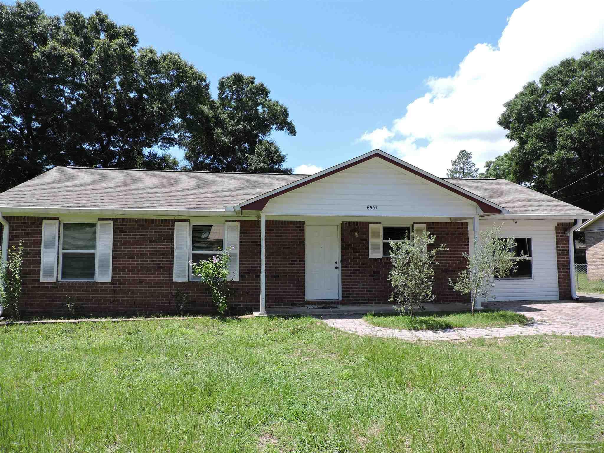 1495 Sinclair Street Milton, FL 32570 - Photo 1 of 20