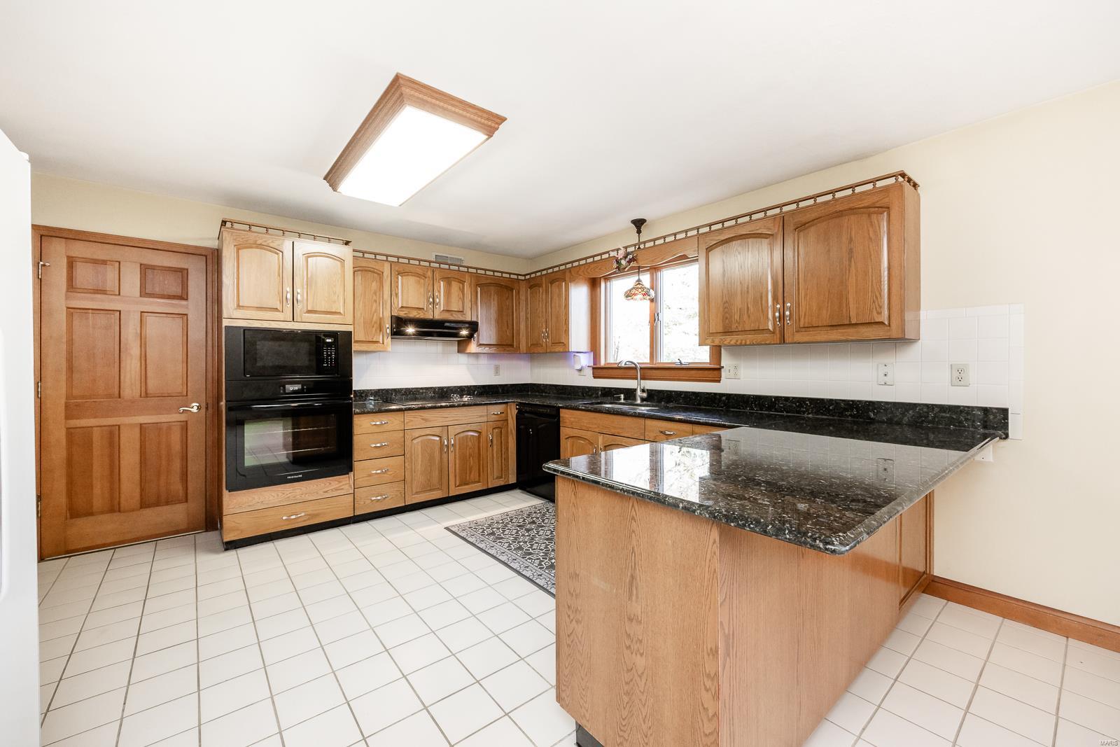 650 Quail Run O'Fallon, IL 62269 - Photo 17 of 56 Gallery Image 17