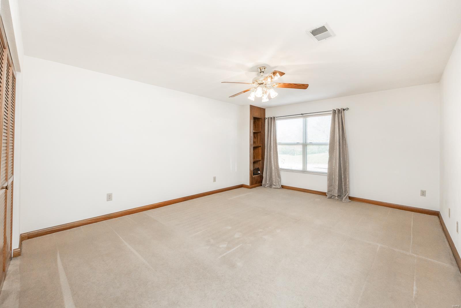 650 Quail Run O'Fallon, IL 62269 - Photo 37 of 56 Gallery Image 37