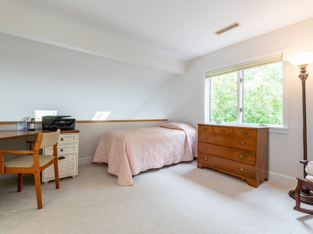 7 Wainwright Road, Unit 39 Winchester, MA 01890 - Photo 20 of 38 Gallery Image 20