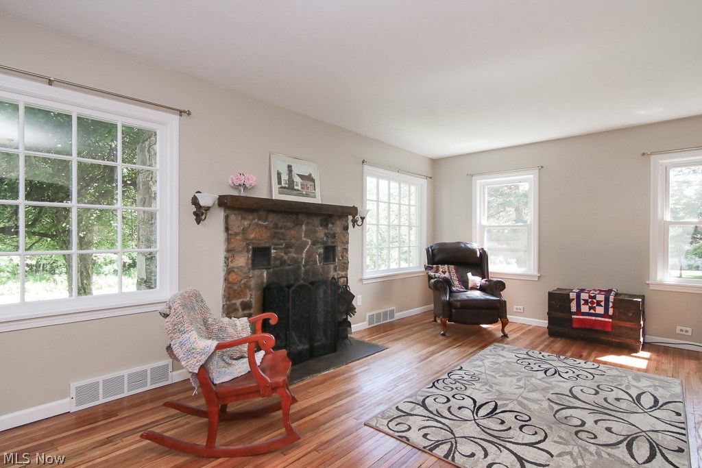9022 Martin Road Willoughby, OH 44094 - Photo 8 of 20 Gallery Image 8