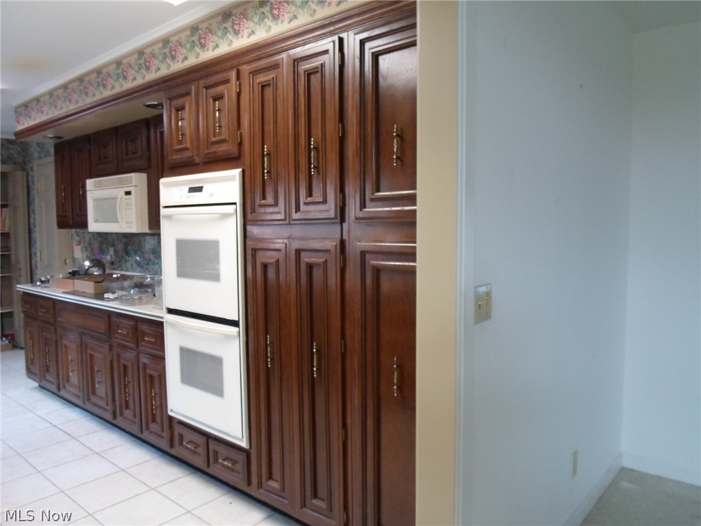 2116 Hull Road Sandusky, OH 44870 - Photo 2 of 7 Gallery Image 2