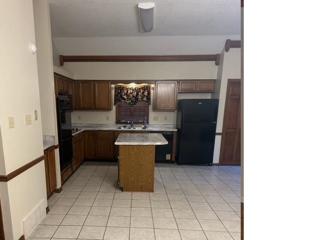 159 Walnut Ridge Lane Cordova, TN 38018 - Photo 10 of 15 a kitchen with a sink