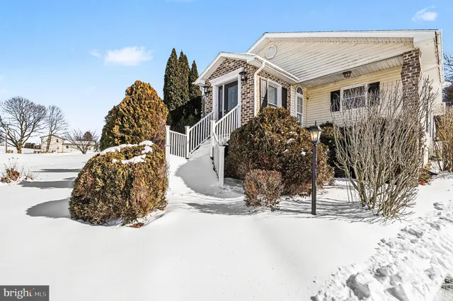 $359,900 | 4570 Walters Hatchery Road, Spring Grove, PA 17362