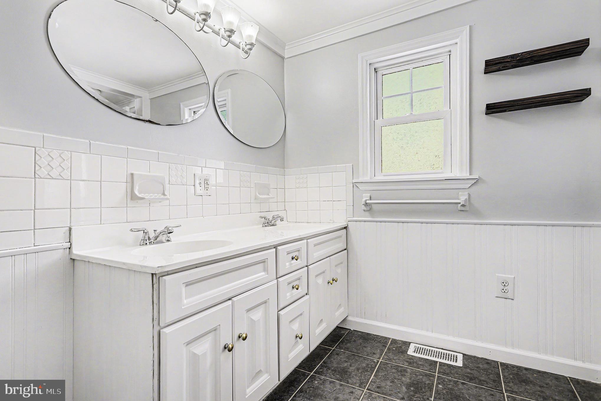 4570 Walters Hatchery Road Spring Grove, PA 17362 - Photo 21 of 38 Bright primary bathroom